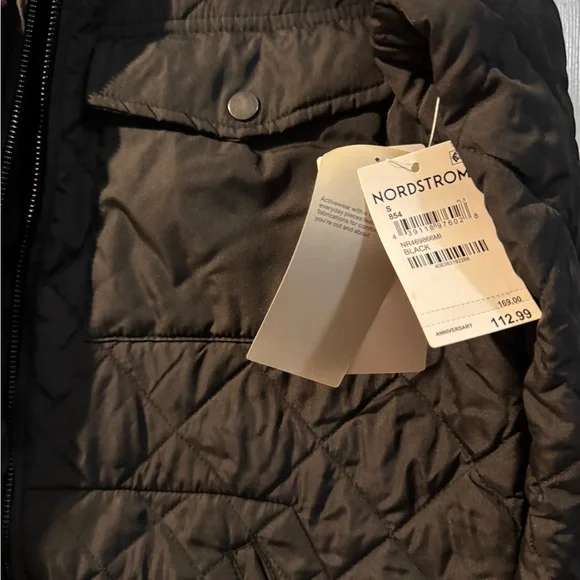 Zella Women’s Dark Quilted Puffer Jacket
